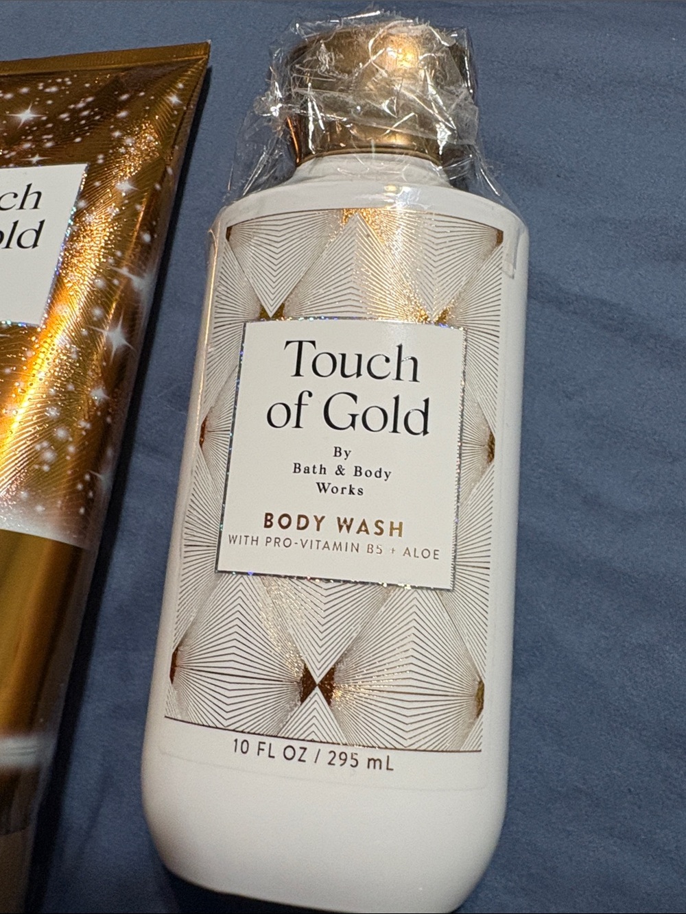 Bath & Body Works Touch of Gold Body Wash Duo - Gold, White - Picture 3 of 9